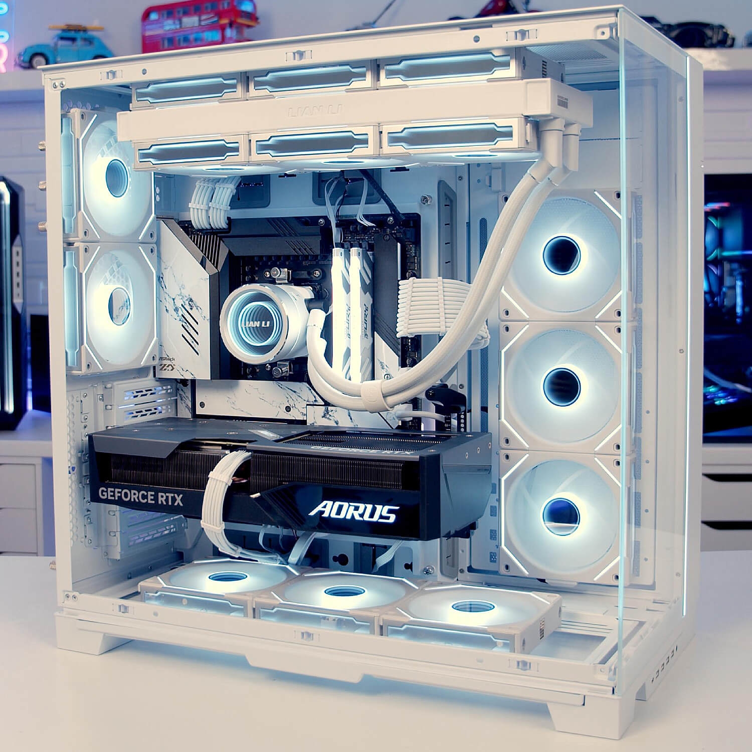 Lian-Li Full Tower Case O11 Dynamic EVO XL White O11DEXL-W - 1PC.co.il