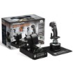 Изображение Симулятор полета Thrustmaster Hotas Warthog – включает джойстик, ручку управления и панель управления.