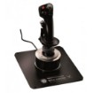 Изображение Симулятор полета Thrustmaster Hotas Warthog – включает джойстик, ручку управления и панель управления.