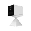 Изображение Миниатюрная беспроводная камера видеонаблюдения EZVIZ CB2 2MP белого цвета.