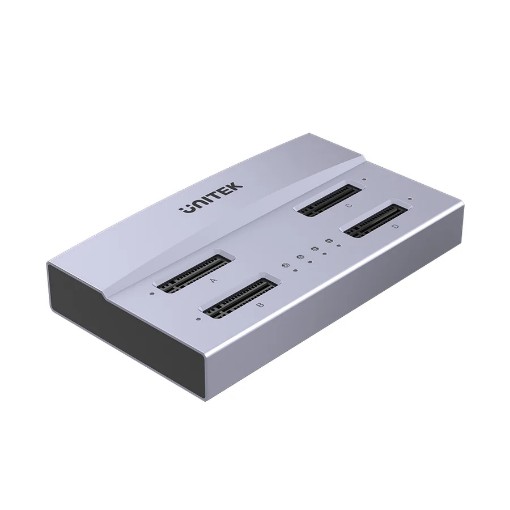Picture of UNITEK S1243 docking station for 4 M.2 SSD hard drives with USB4 connection.
