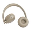 Изображение Беспроводные наушники JBL TUNE 530BT бежевого цвета.
