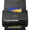 Изображение Сканер Epson FastFoto FF-680W с автоматической подачей, черного цвета.